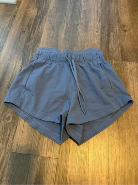 Lululemon Inner Glow High-Rise Shorts Blue 2
